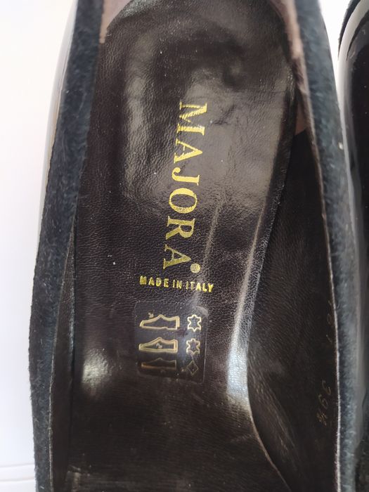 Италия,   кожаные туфли 38-39 р.