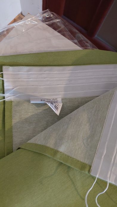 Штори нові, в упаковці, ніжно зелені