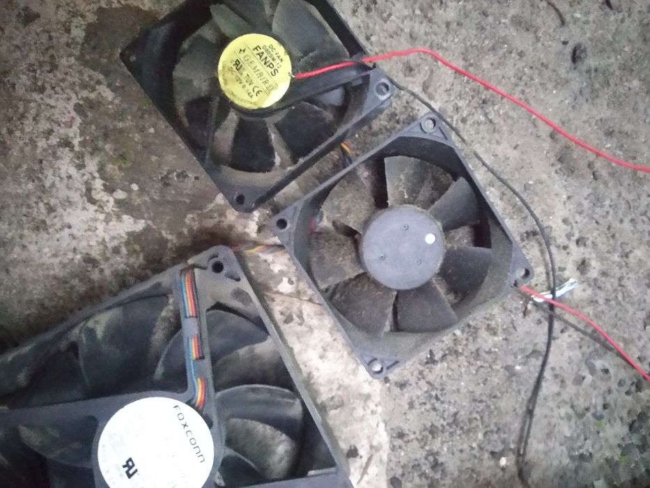 Продам комплектуючi дo компьютера.