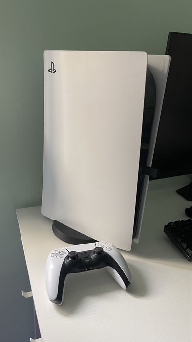 Playstation 5 com suporte fixo como nova