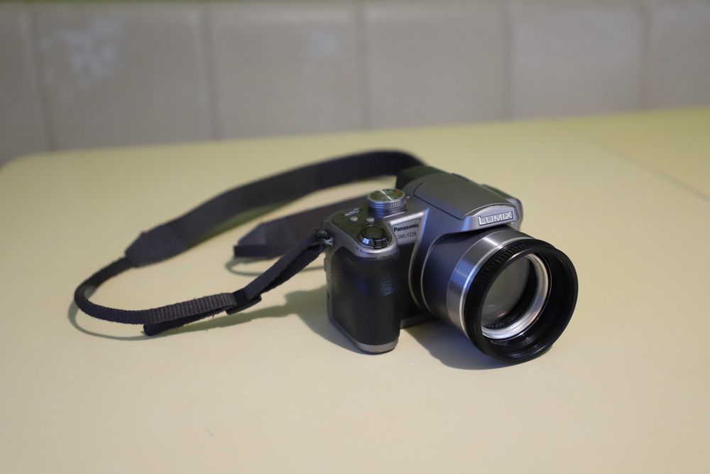 Фотоапарат Panasonic Lumix DMC-FZ28