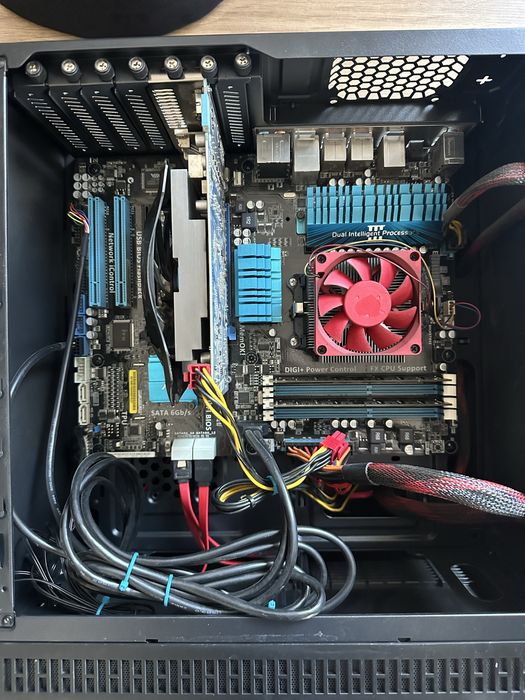 Mocny sprzęt AMD FX6100 | 16GB | SSD i HDD | Radeon r7 | Win10