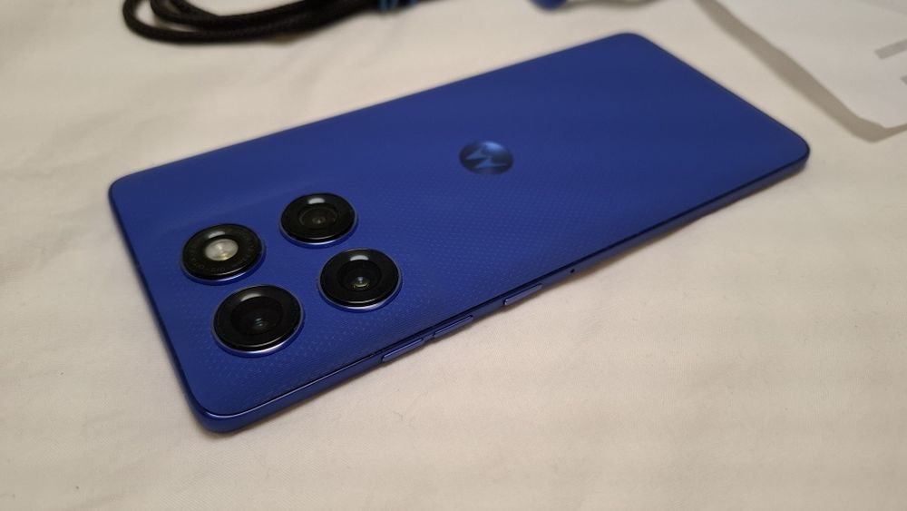 Motorola Edge 60 Pro 512GB Blue Niebieska