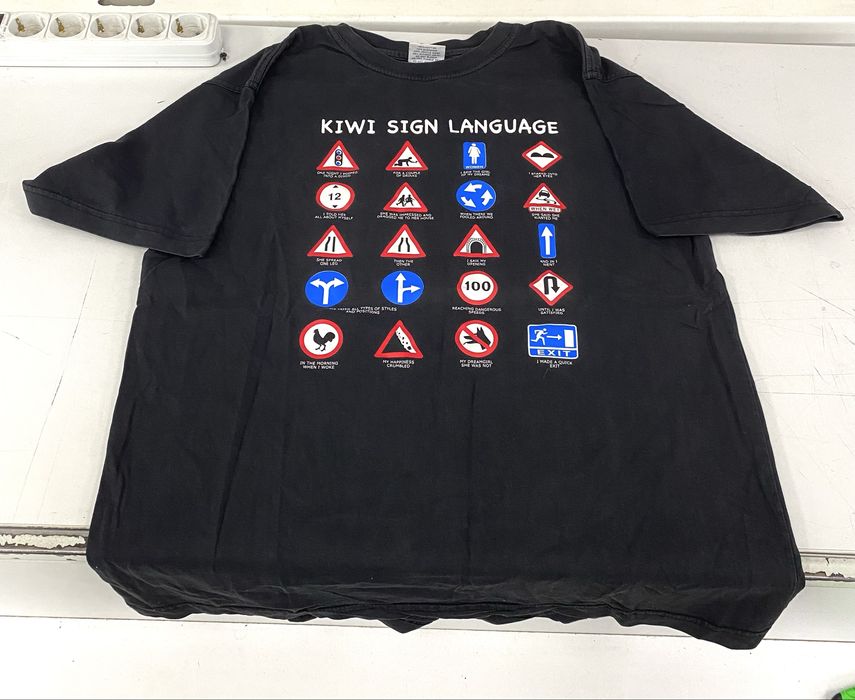 Футболка тру релиджен чиф киф поставка вещей анорак напапири реп y2k