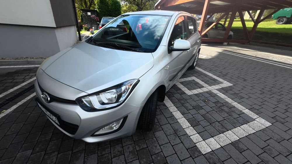 Hyundai i20