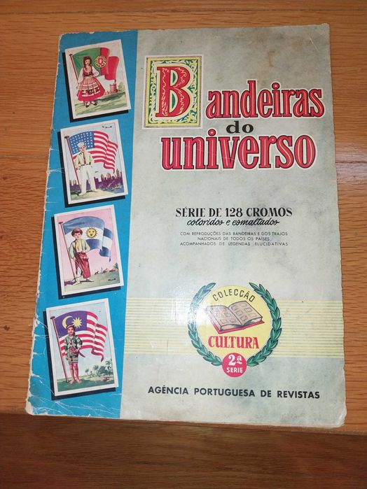 Caderneta Bandeiras do Universo