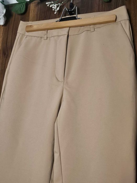 Spodnie damskie Mohito 34