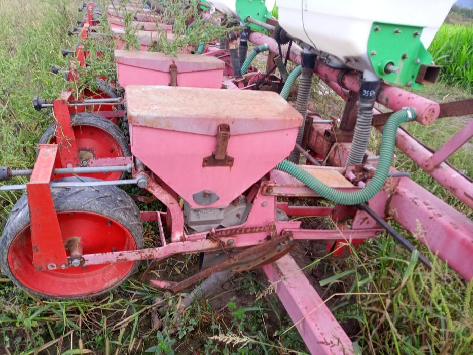 Сівалка 12 рядна навісна