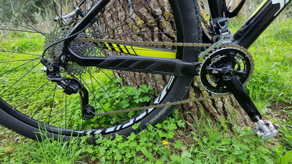 Specialized Stumpjumper HT Comp Carbon 29