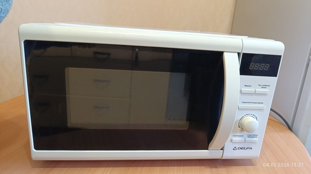 Микроволновка Delfa