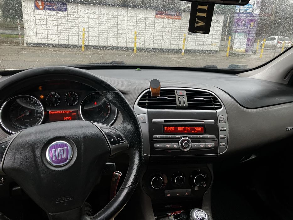 Fiat bravo 2 1.9 jtd czytaj opis do końca.