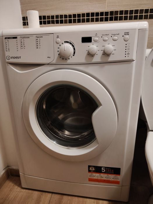 sprzedam pralkę INDESIT