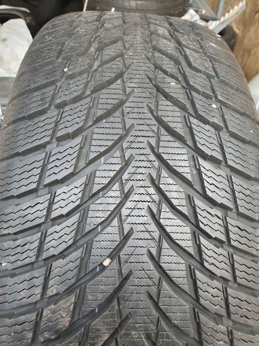 Opona Zimowa Nokian 235.55.17 7mm