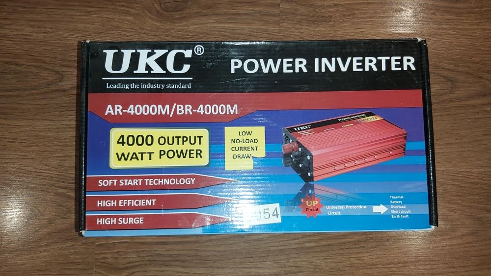 Інвертер 12-220V перетворювач напруги з 12 вольт в 220 вольт