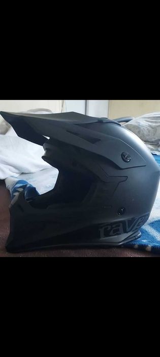 Capacete Raven mat
