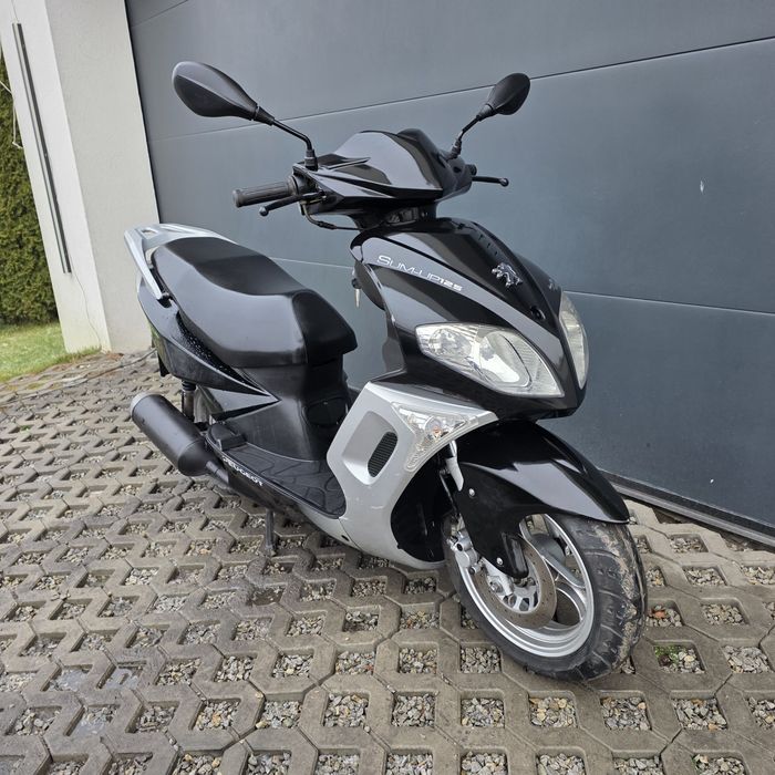 Peugeot sum-up 125.