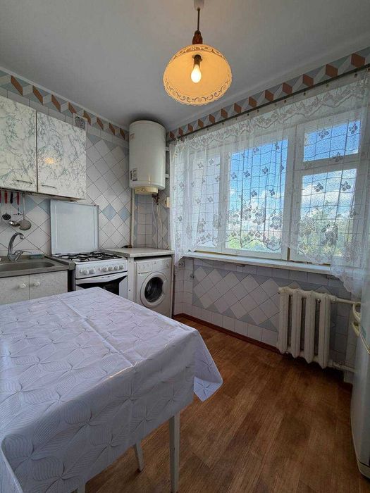 Продам 3-кімнатну квартиру в спецпроекті, вул. Старорізнична/Преображенська