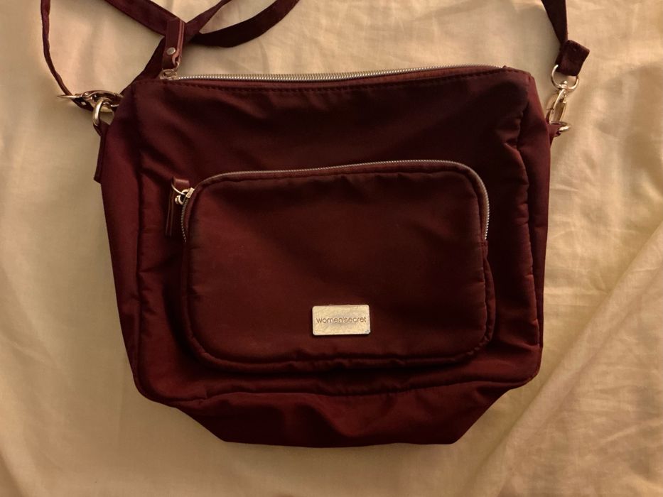 Carteira bordô da Women’secret