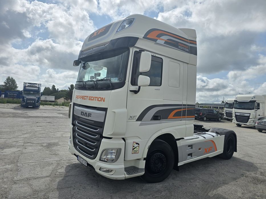 DAF XF 460  DAF XF 460 FT / standard / retarder / super space cab
