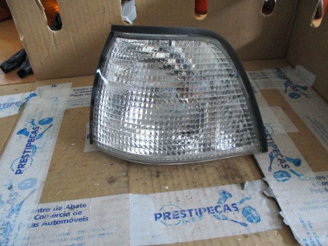 Pisca frente esquerdo BMW 3 Compact (E36)