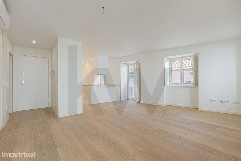 Fantástico Apartamento T1, Luminoso e com Varandim no Coração de Lisbo