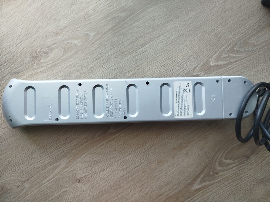 Listwa zasilająca, z bezpiecznikiem, 13A, 230 V, 6 wtykowa Typ G, bryt