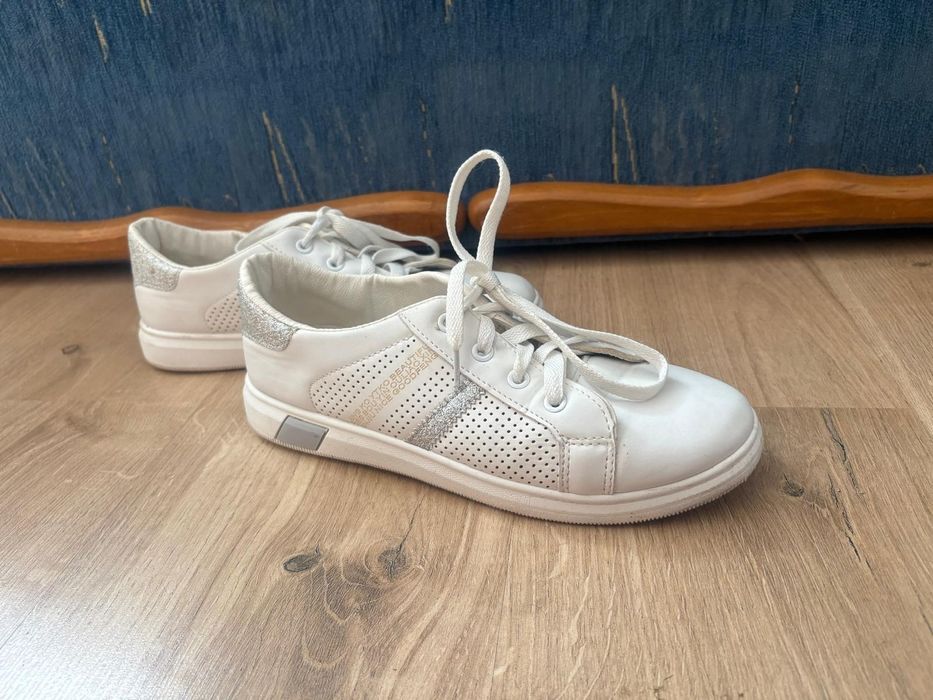 Buty sportowe rozmiar 40