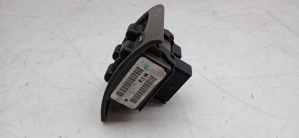 Comando / botão / interruptor vidros frente esquerdo CHRYSLER PT Cruis65083997346945122