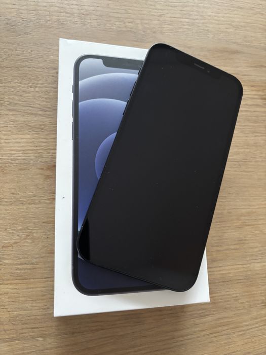 iPhone 12 szuka nowego właściciela!