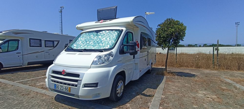 BURSTNER ixeo  695 cama fixa e cama basculante