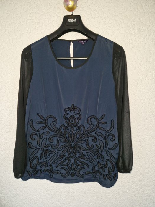 Блуза оздоблена бісером