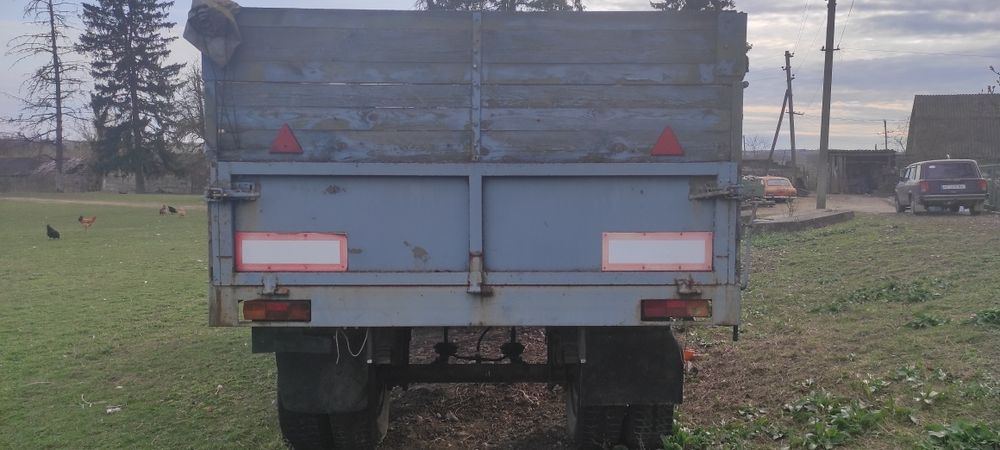 Продам прицеп бортовий