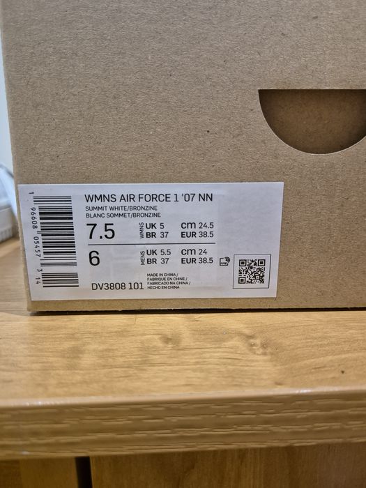 Nike Air Force 1 07 NN damskie 38,5 7,5