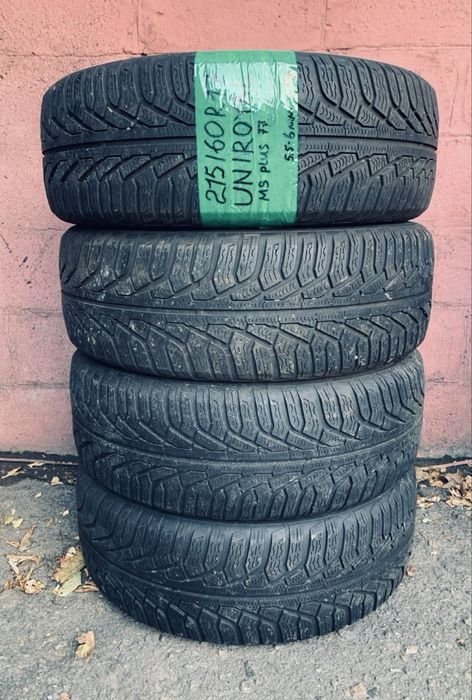 215 60 17 uniroal зима 4 штуки протектор 65/60%