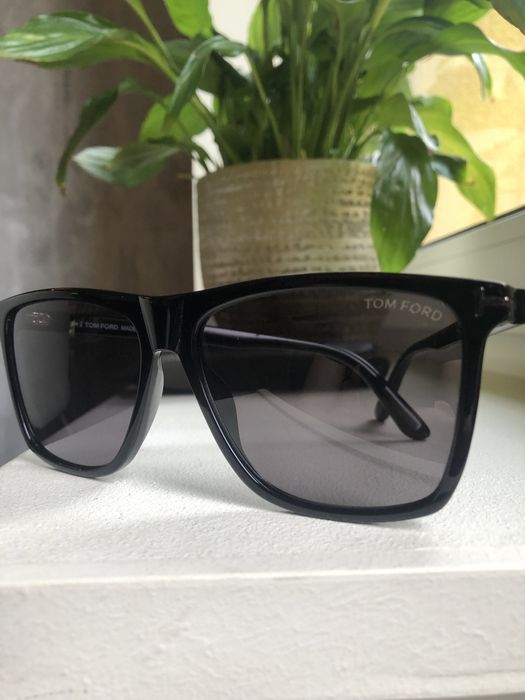 Сонцезахисні окуляри