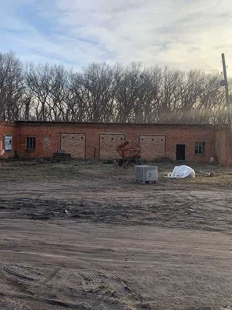 Продаж комплексних приміщень, вільного призначення у місті Чорнобай