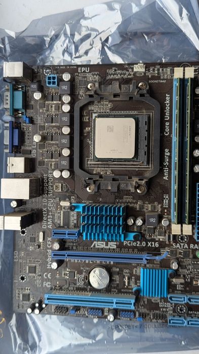 Продам комплект мат. плата, процессор, ОЗУ. FX-8320 +16ГБ