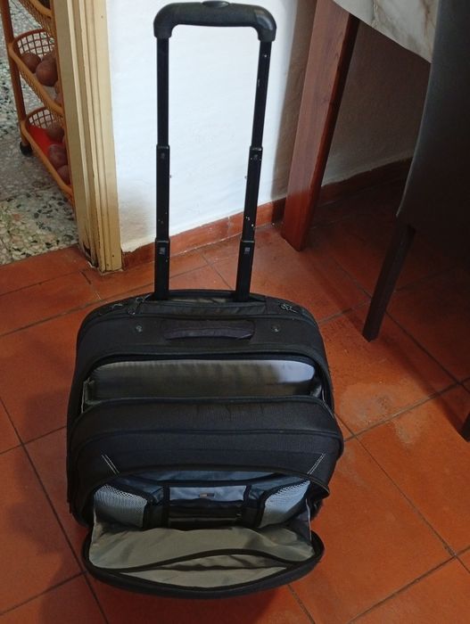 Trolley executivo/comandante