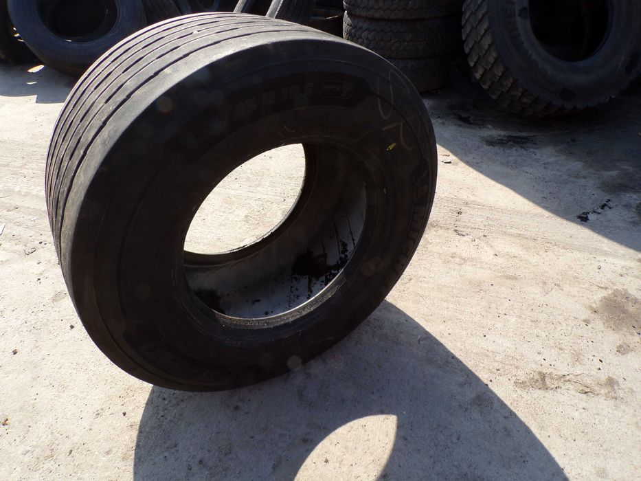 opona 445/45R19.5 MICHELIN X MULTI T (1150 netto)