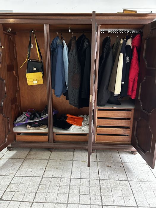 Roupeiro ou Guarda Roupa