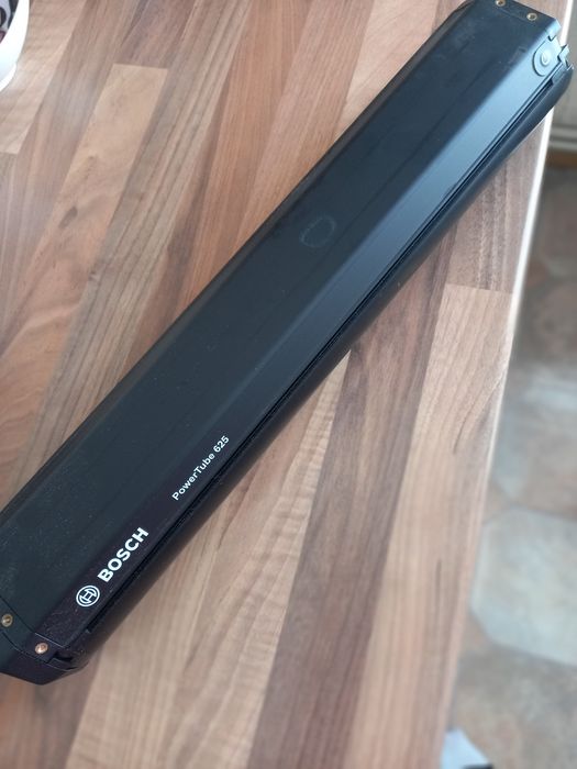 Sprzedam używana baterie do roweru elektrycznego  montowana w ramię roweru rok 2023r  cena 900zl cena do negocjacji tylko odbiór osobisty