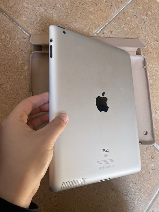 Ipad 2  antigo - apple447236046313891842