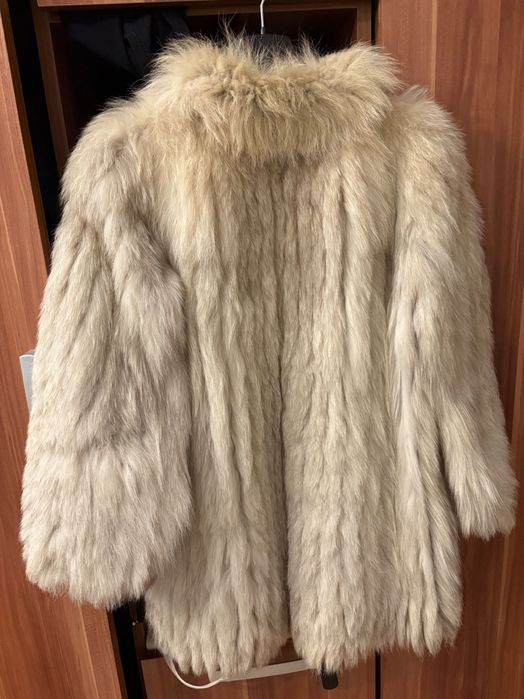 Futro z białego lisa