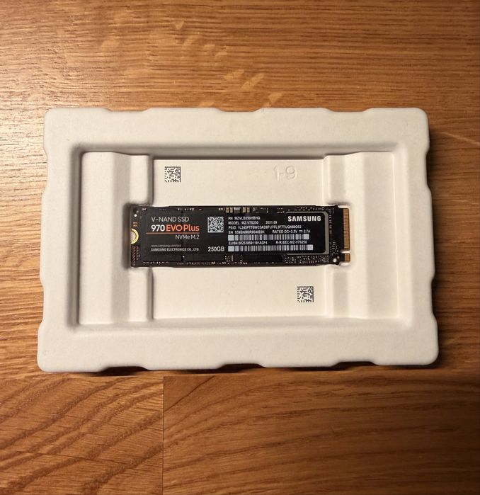 SSD Samsung 970 EVO Plus 250GB NVMe M.2 (MZ-V7S250)