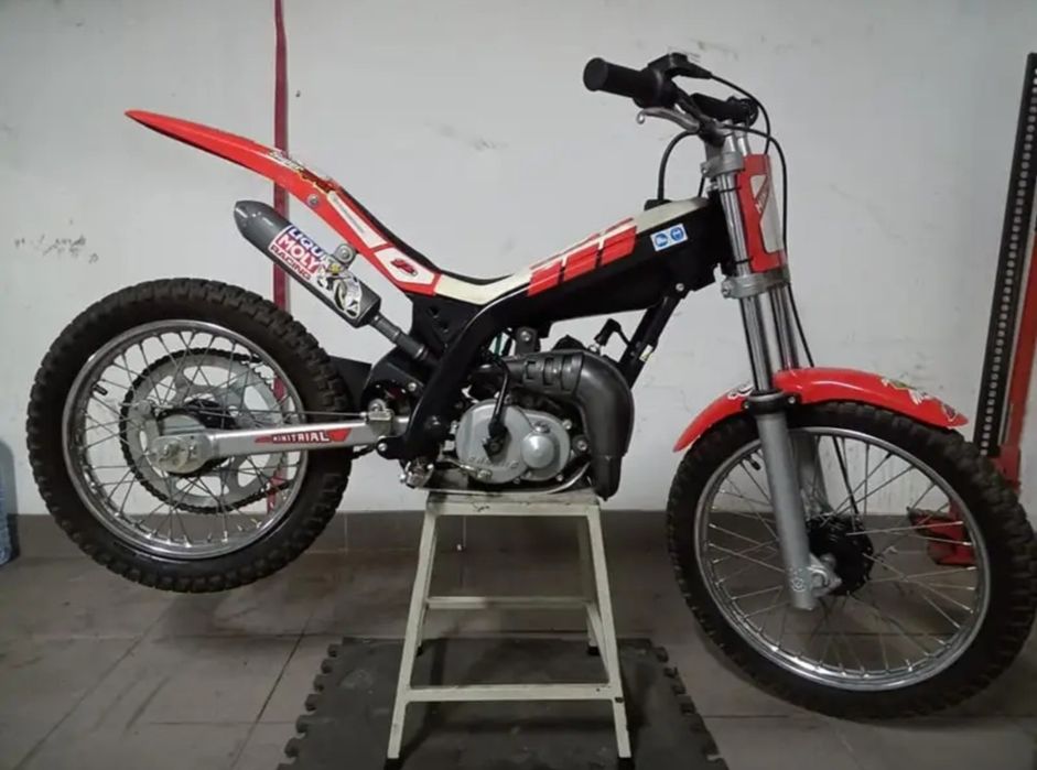 Beta mini moto trail 50 cc