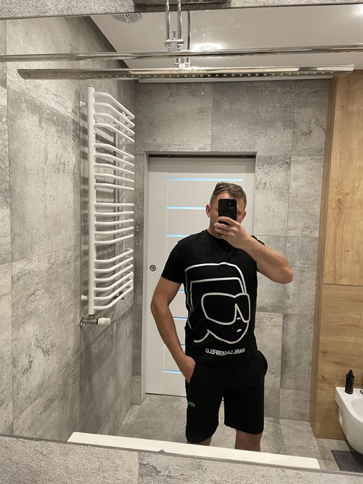 Koszulka karllagerfeld S,M,L,XL,XXL 2 kolory. PREMIUM