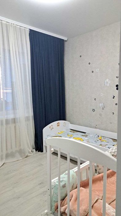 ПРОДАМ КВАРТИРУ, окремі кімнати, спальний район.