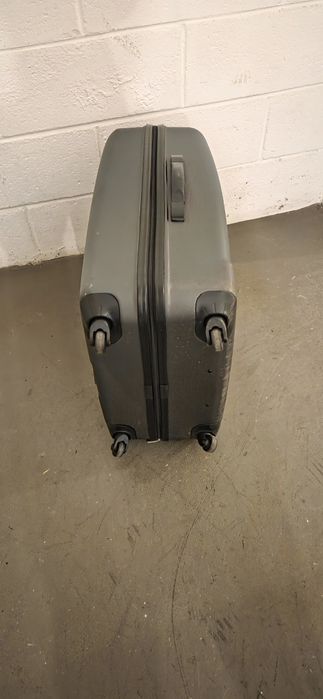 Mala de Viagem Rígida Vägg (Grande) - 75cm - 4 Rodas