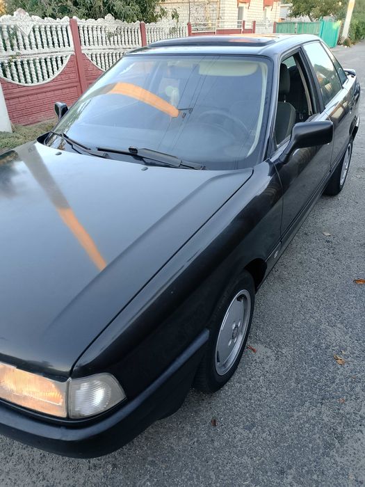 Продам Audi 80 B3 1.8S