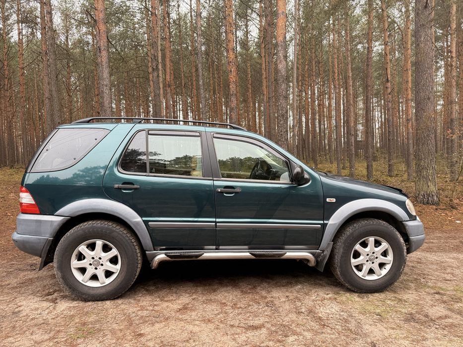 Mercedes-Benz, ML430 v8